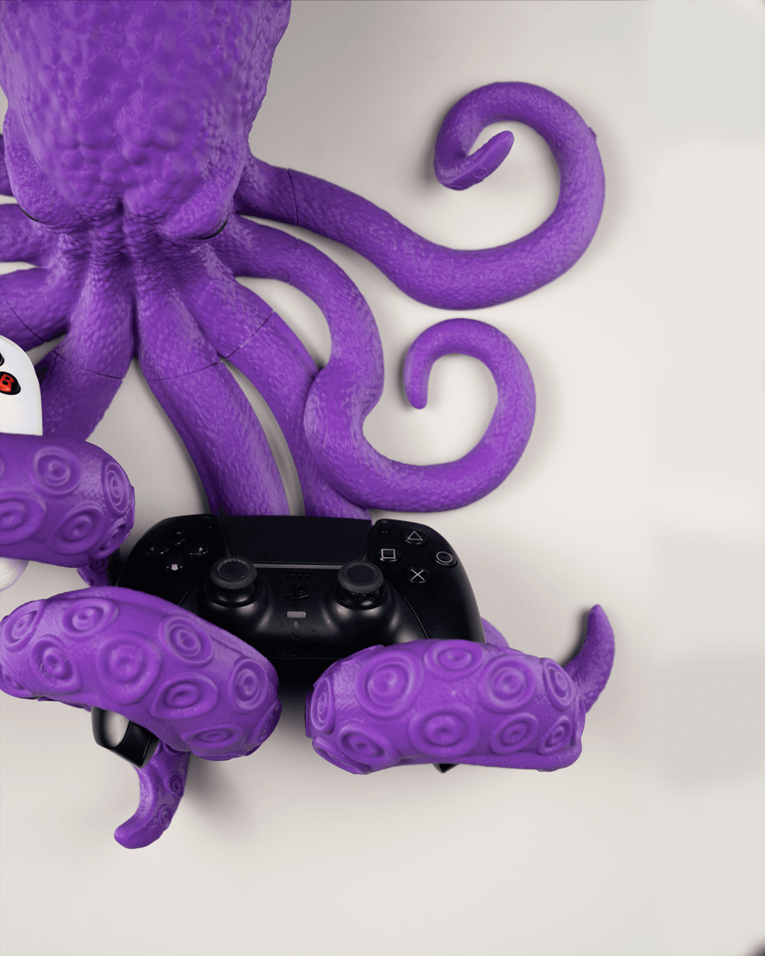 The Kraken’s Grasp (Headphone and Controller Holder)