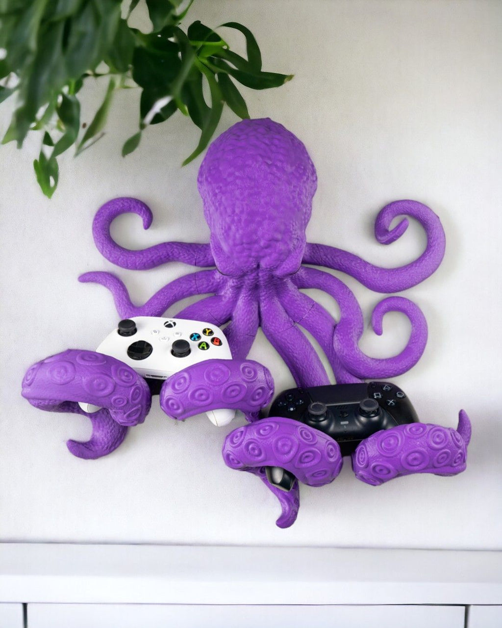 The Kraken’s Grasp (Headphone and Controller Holder)